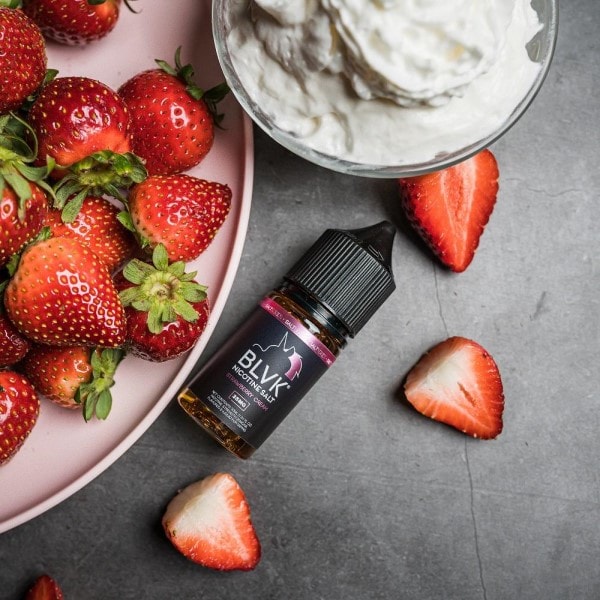 strawberry cream vape juice BLVK OG RAZZBAR 30000 Kit elf bar 600 disposable vape Color:Black Blue Red (without silicone ring holder)